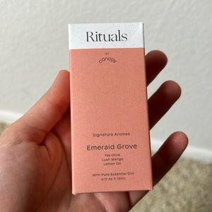 Unwind by canopy Emerald Grove essential oil (Tea Olive, Lush Mango, Lemon oil)